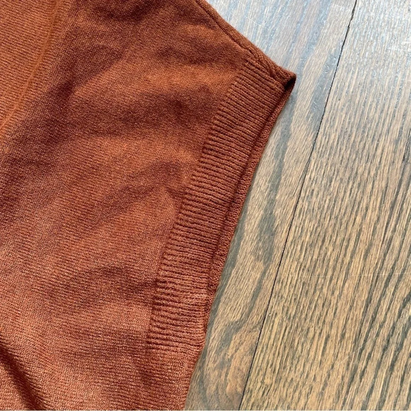 Moth Anthropologie Women's Pullover Rust Poncho Sweater Medium - Picture 4 of 11